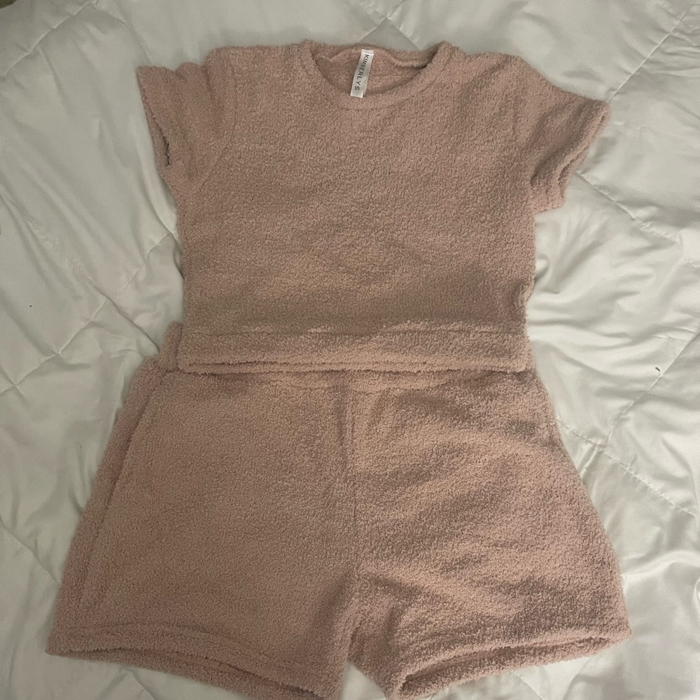 Blush colored 2 piece set